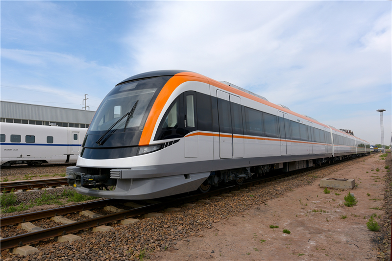 與青島四方機(jī)車(chē)廠攜手合作(圖3)